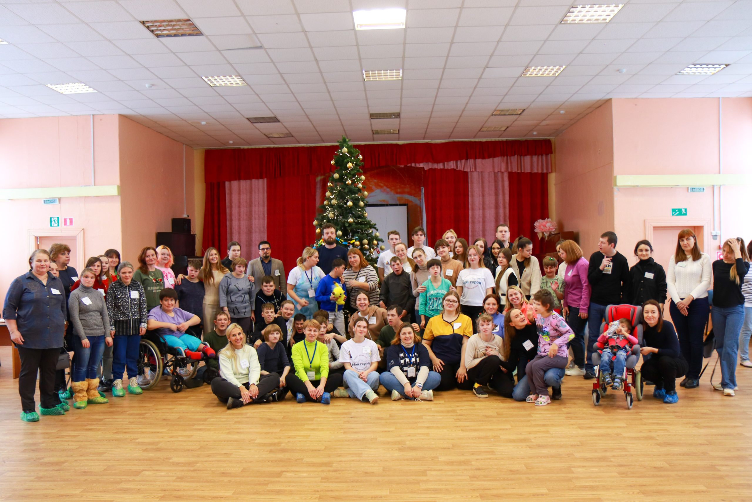 45 добровольцев провели праздник в Арзамасском детском доме-интернате
