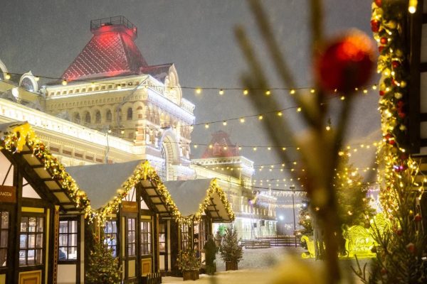 Новогоднюю ярмарку в Нижнем Новгороде показали в эфире Первого канала