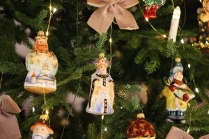 Новогодняя выставка «Волшебный мир зимних праздников» в Усадьбе Рукавишниковых