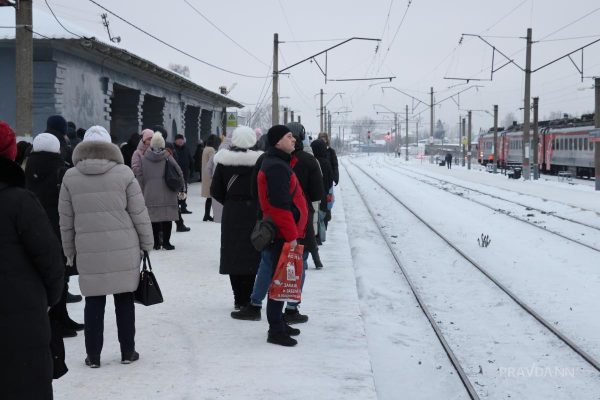 Две электрички Правдинск-Нижний Новгород были задержаны утром 7 декабря