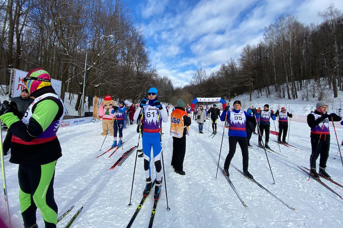 В марте на Щелоковском хуторе состоялся День спорта «На лыжи!»