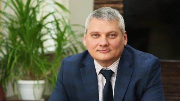 Генеральный директор ГК «Волгаэнерго» поздравил сотрудников с Днем энергетика