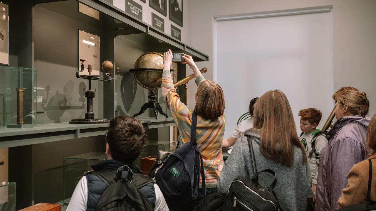 Обучение в 2021 году студенты. Дистанционная учеба в институте. Обучение в 2021 году студенты. Около 400 школьников астраханских. Обучение в 2021 году студенты.