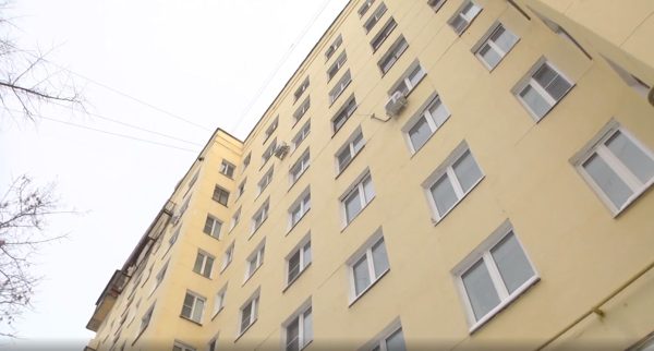 Инспекторы нижегородской ГЖИ проверили работы по восстановлению тепла в доме по ул. Октябрьской революции