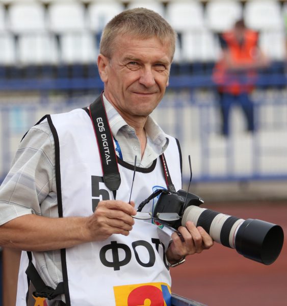 Сергей Юрьевич уже более полувека не расстаётся с фотокамерой. Свои первые снимки он сделал в начале 1970-х годов