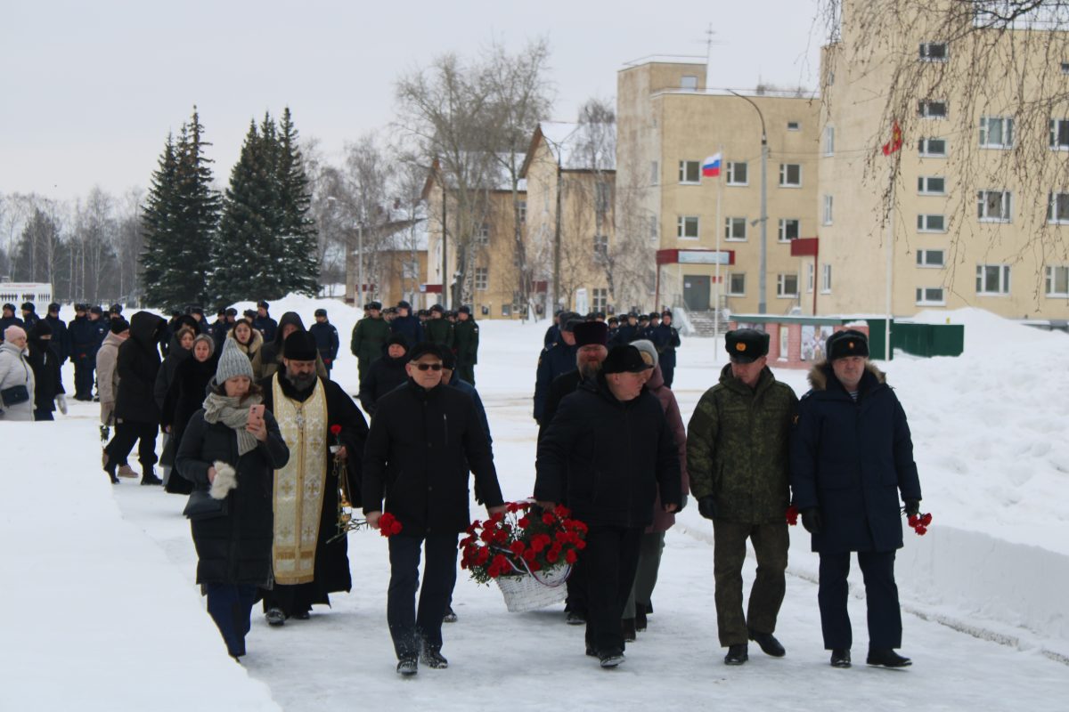 В нижегородской войсковой части открыли мемориальные таблички военнослужащим, погибшим на СВО