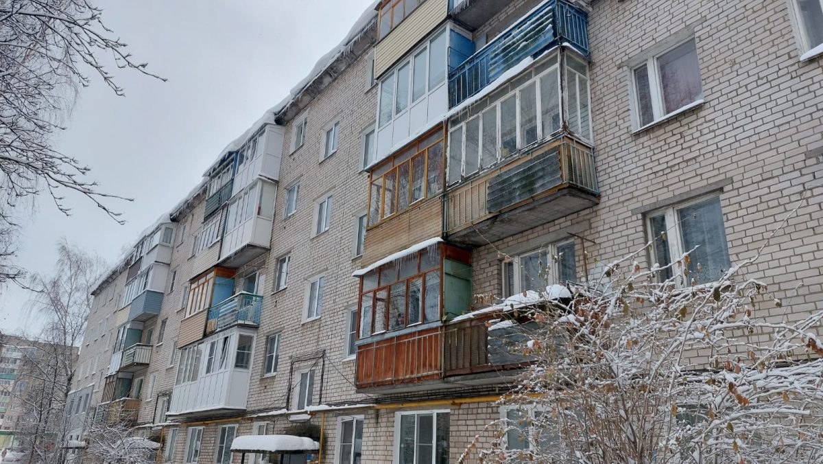 Более 400 придомовых территорий жилых домов проверили специалисты Борского отдела ГЖИ с начала зимы
