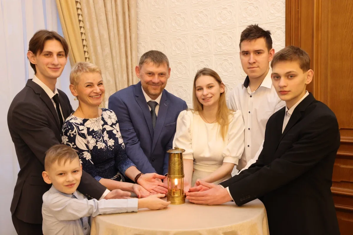 Частицу семейного очага «Сердце России» привезли в Нижний Новгород
