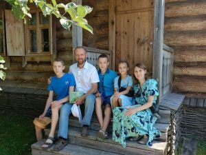 Многодетная семья Грозы представит регион на форуме «Родные – Любимые»