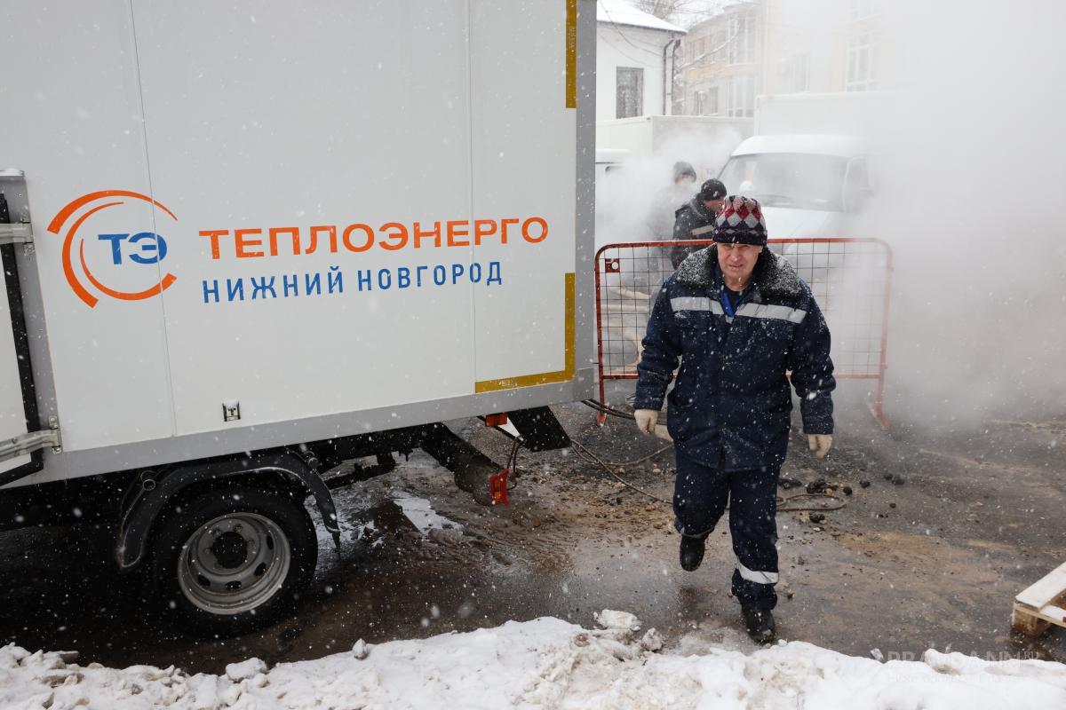 Прорыв трубы на Славянской