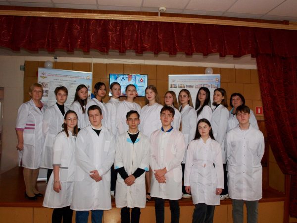 Старшеклассников двух школ Ветлужского округа обучат уходу за пациентами в рамках проекта «Путь в медицину»