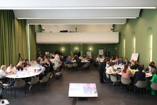 Нижегородская область приступила к разработке стратегии демографической политики