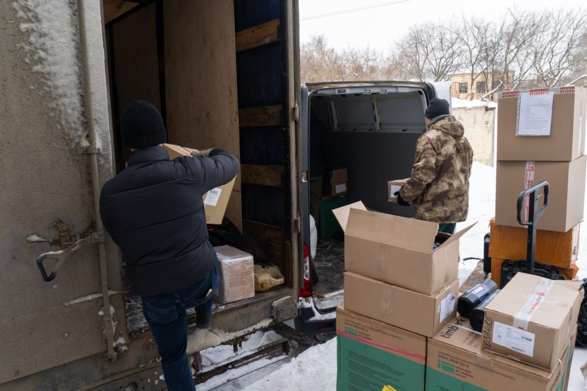 Еще два грузовых автомобиля с гуманитарной помощью отправили из Нижнего Новгорода участникам СВО