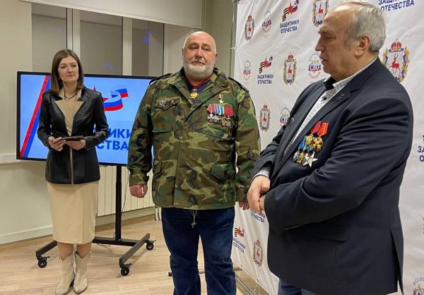 Нижегородским бойцам ЧВК «Вагнер» вручили удостоверения ветерана боевых действий