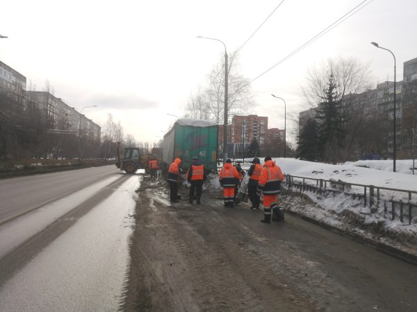 Нижегородцам грозят штрафы до 4 тысяч рублей за парковку в зоне уборки снега
