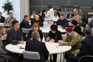 Олег Лавричев принял участие во встрече «Сильнее стали» марафона «Служение»