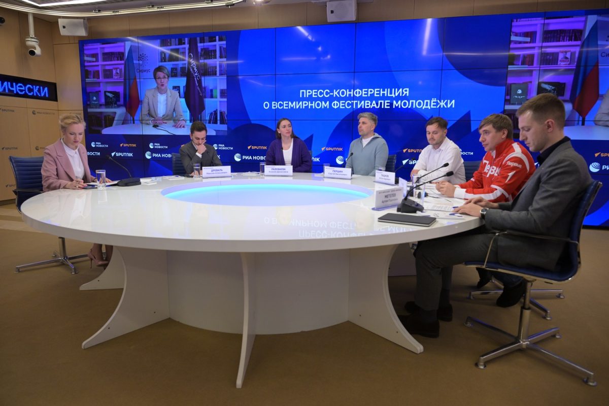 Эмир Кустурица и Милош Бикович выступят на марафоне «Знание.Первые»