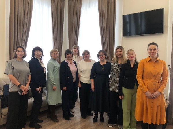 Маргарита Ушакова обсудила с нижегородскими НКО перспективы сотрудничества в сфере охраны и защиты детства