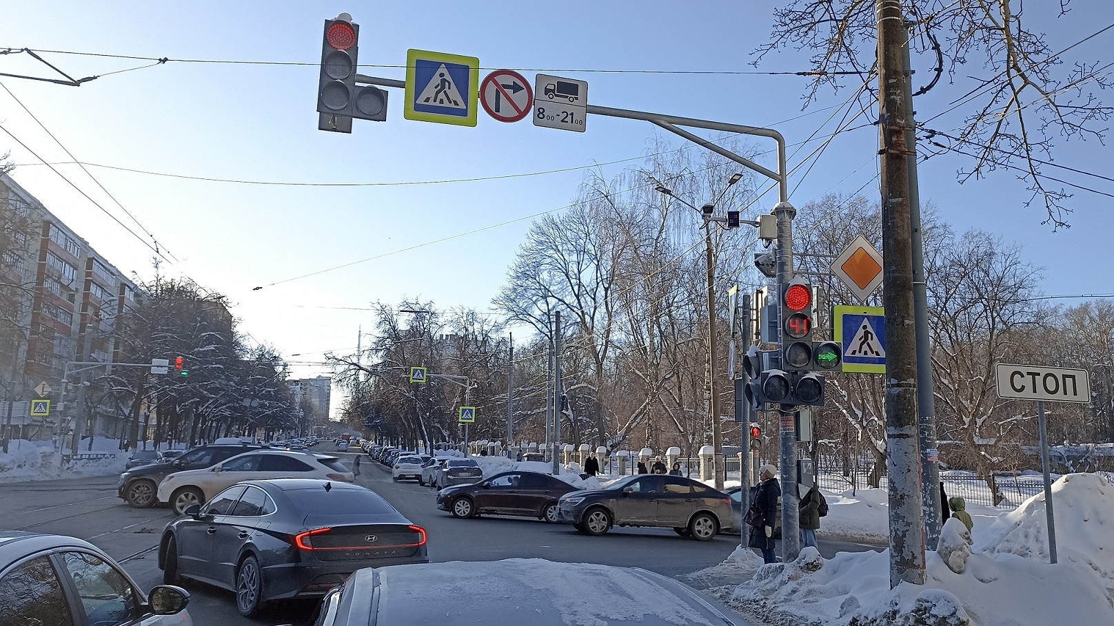 Порядок дорожного движения изменился на перекрестке улиц Белинского и  Ошарской в Нижнем Новгороде 16 февраля 2024 года | Нижегородская правда