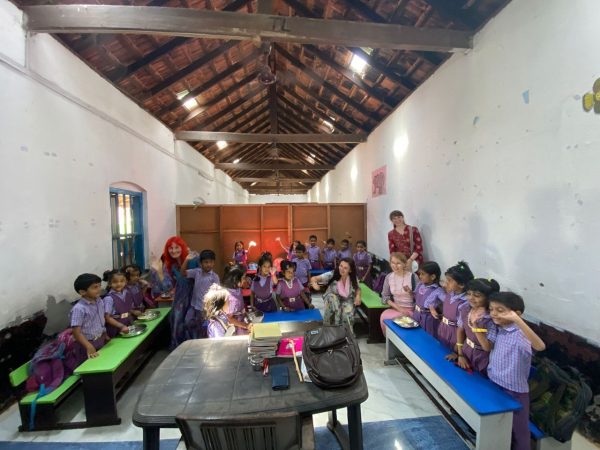Телемост дружбы: как нижегородские школьники путешествуют по Индии и практикуют английский