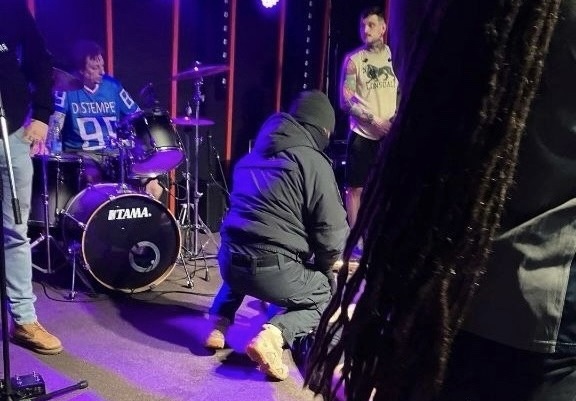 Силовики прервали концерт группы Distemper в Нижнем Новгороде