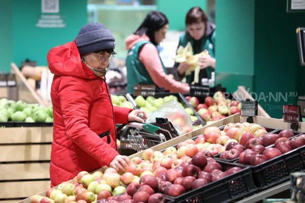 Эксперты объяснили, грозит ли нижегородцам дефицит бананов и яблок