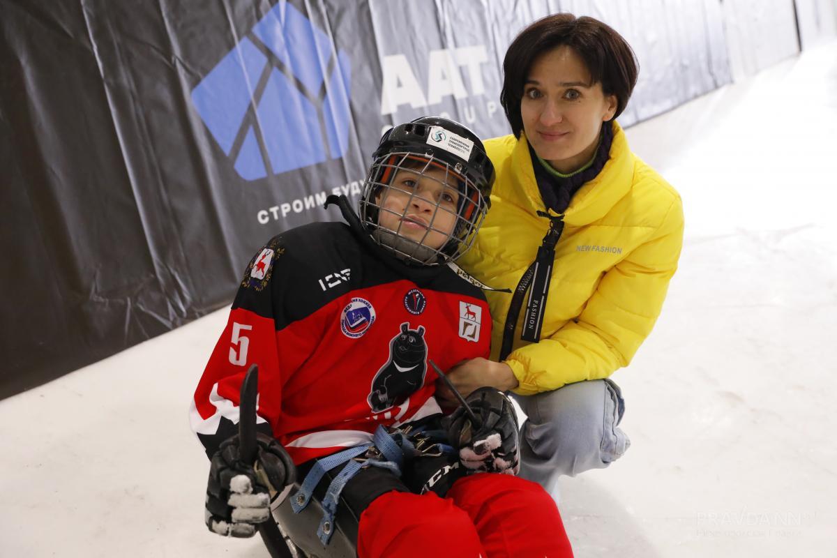 Татьяна Гучева и её сын Алексей очень рады возможности заниматься спортом