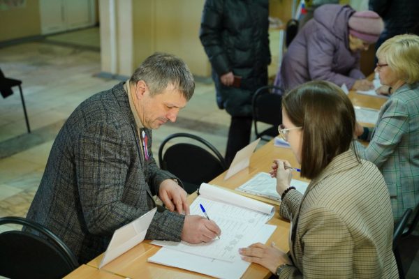 Иван Носков проголосовал на выборах Президента Российской Федерации