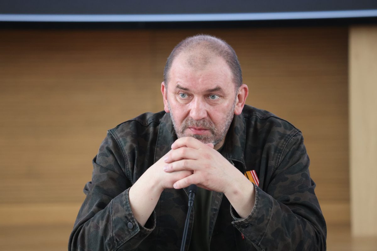 Писатель Александр Казаков рассказал о цели национальной премии «СВОИМ»