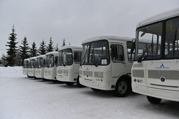 Более 150 из 306 новых автобусов уже вышли на маршруты в Нижегородской области