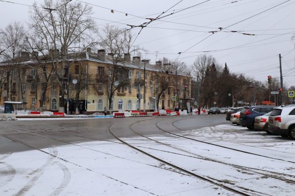 Трамвайные пути заменят на перекрестке улиц Нартова и Бекетова