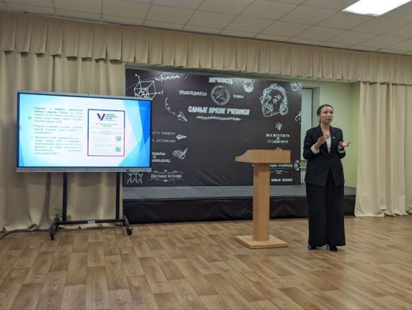 Оксана Смолина провела встречу с жителями своего избирательного округа