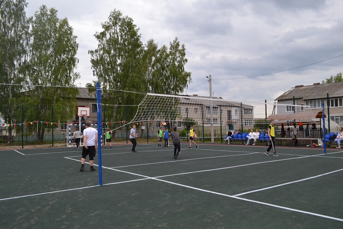 Тонкинская молодежь ждёт наступления тепла, чтобы начать тренировки на современных спортивных площадках