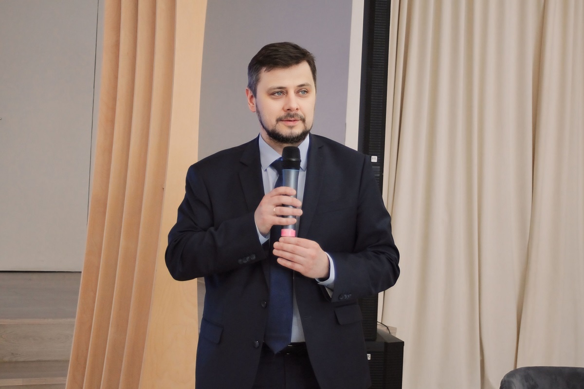 Ректор ННГАСУ Дмитрий Щеголев отметил высокий уровень работ студентов