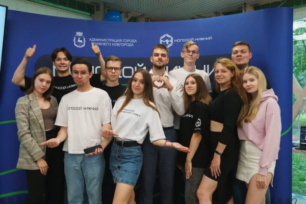 40 молодых нижегородцев получили именную стипендию главы города