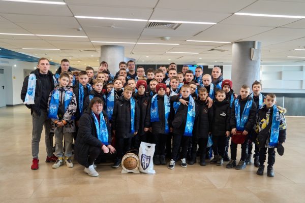 Глеб Никитин встретился с юными спортсменами из Донбасса