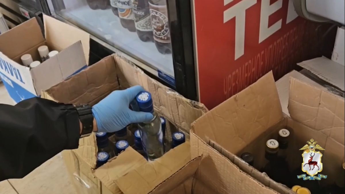 Более 5 тысяч литров суррогатного алкоголя изъяли у нижегородских бутлегеров