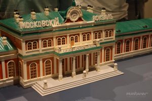 Опубликованы фото с выставки, посвящённой истории железной дороги
