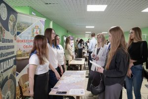 Ярмарка педагогических вакансий впервые прошла в Нижнем Новгороде