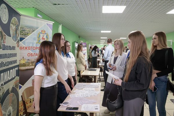 Ярмарка педагогических вакансий впервые прошла в Нижнем Новгороде