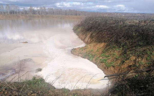 Росприроднадзор проверяет загрязнение реки Чугунки в Нижегородской области