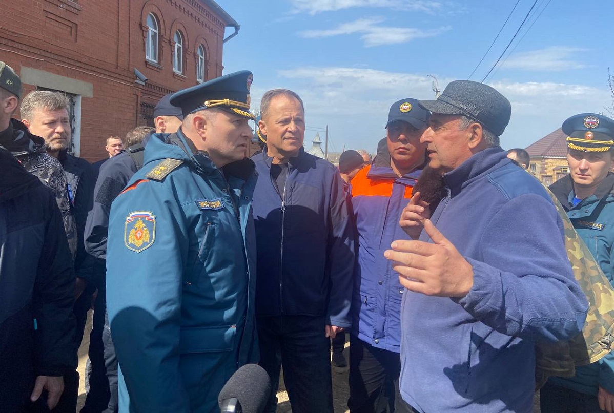 Игорь Комаров и Александр Куренков прибыли в Орск для оценки обстановки