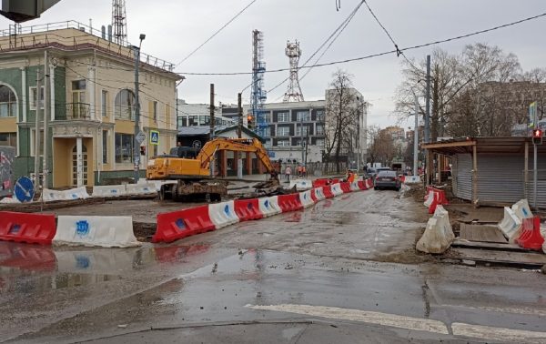 Движение на улице Тимирязева ограничили из-за ремонта трамвайный путей