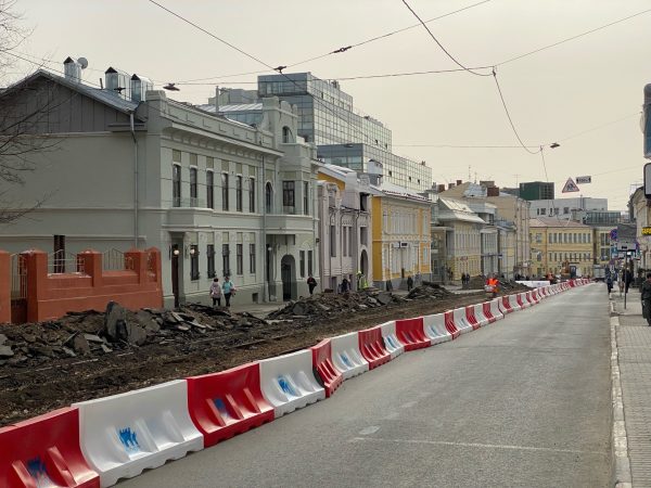 Опубликованы фото работ по замене трамвайных путей на улице Пискунова