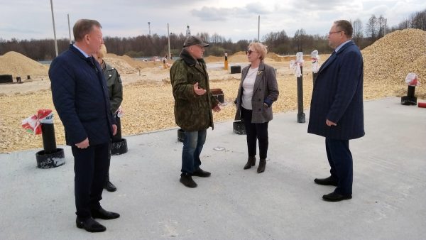 Наталья Назарова посетила строительную площадку новой Ардатовской средней школы