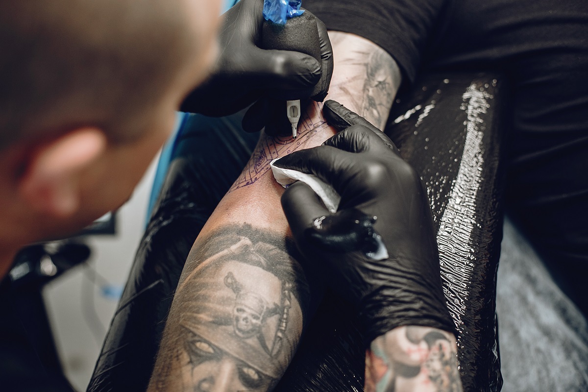 После разработки самого материала его можно будет использовать в полноценной работе тату-мастеров