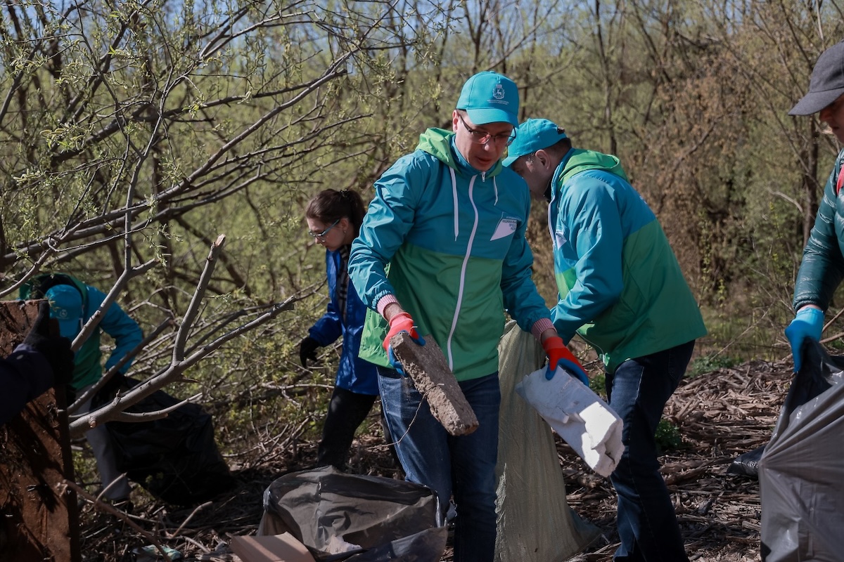 Более 10 тысяч кубометров мусора вывезли из Нижнего Новгорода в субботник