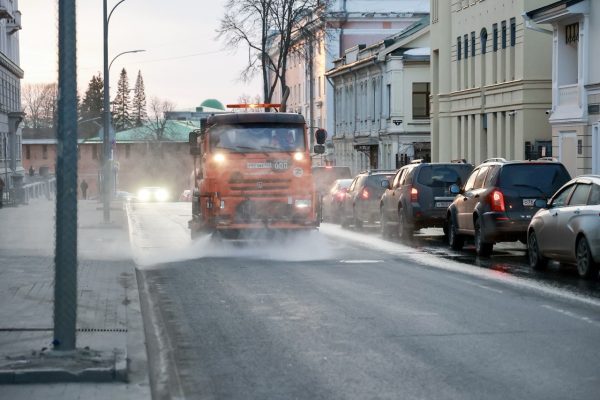 Уборку улиц после зимы проводят в Нижегородском районе