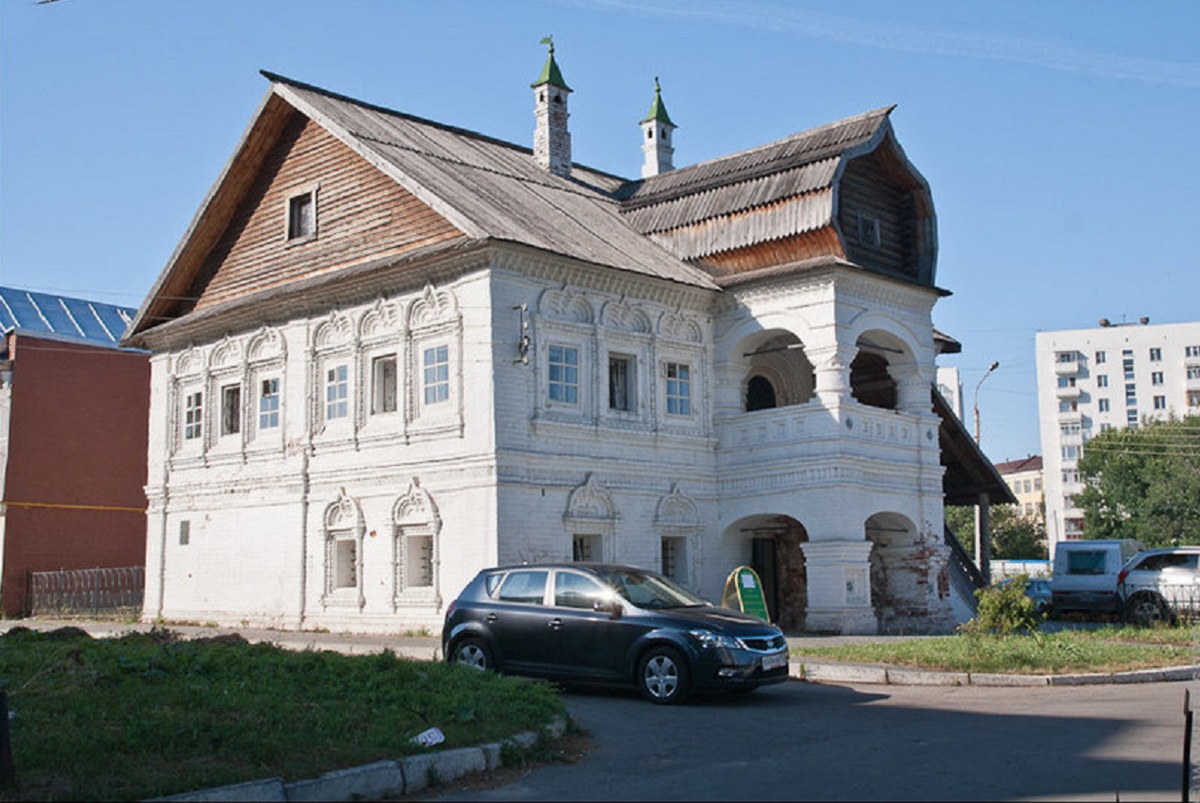 Палаты Пушникова – одно из старейших строений в городе