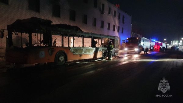 Автобус сгорел из-за неисправности механизмов в Нижнем Новгороде